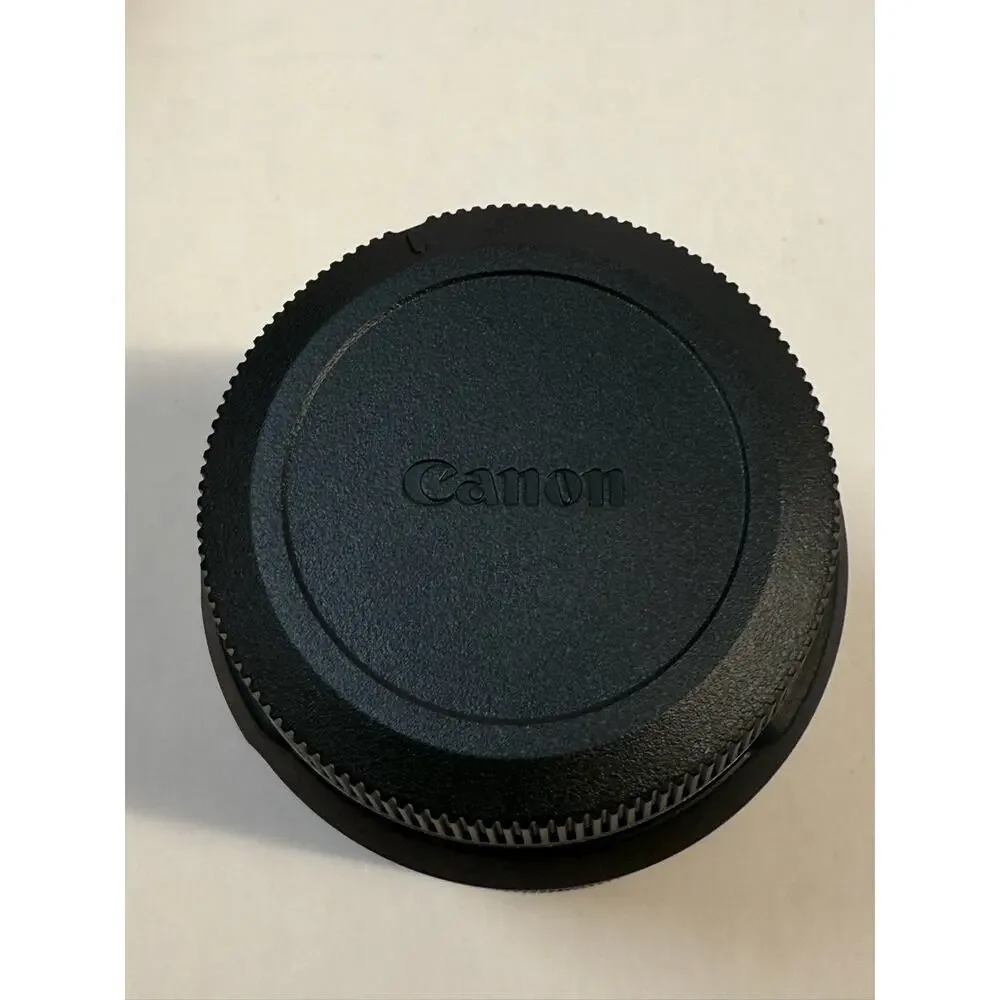 Canon RF85mm F2 Macro Is STM Lens for Canon RF Mount Excellent Condition
